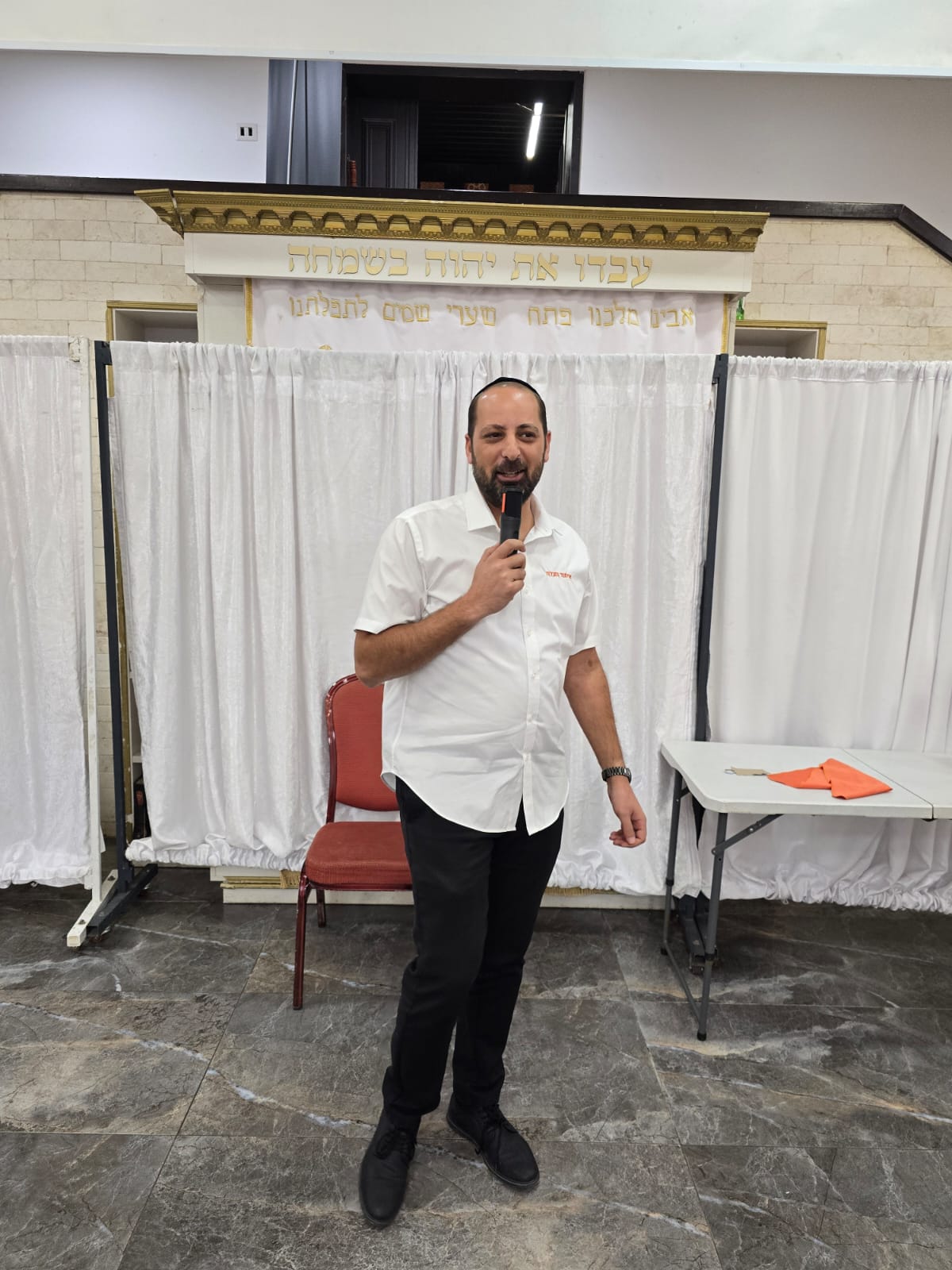 054c6723-6b8a-49a3-8084-6ac8194e5aa4