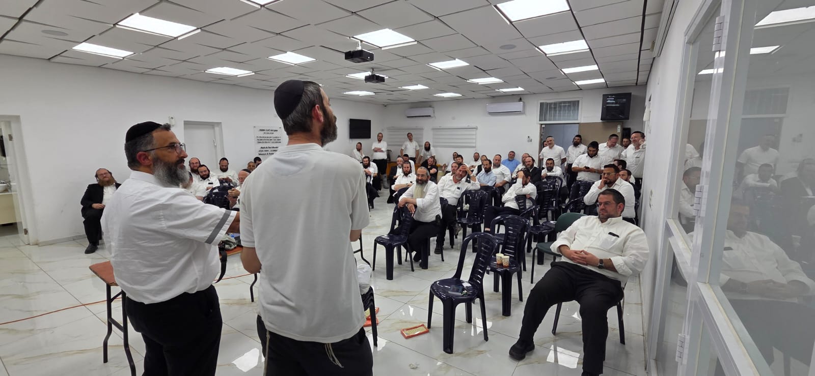 2048edb8-5a4e-4d34-ad9a-5f54cc4e55f9