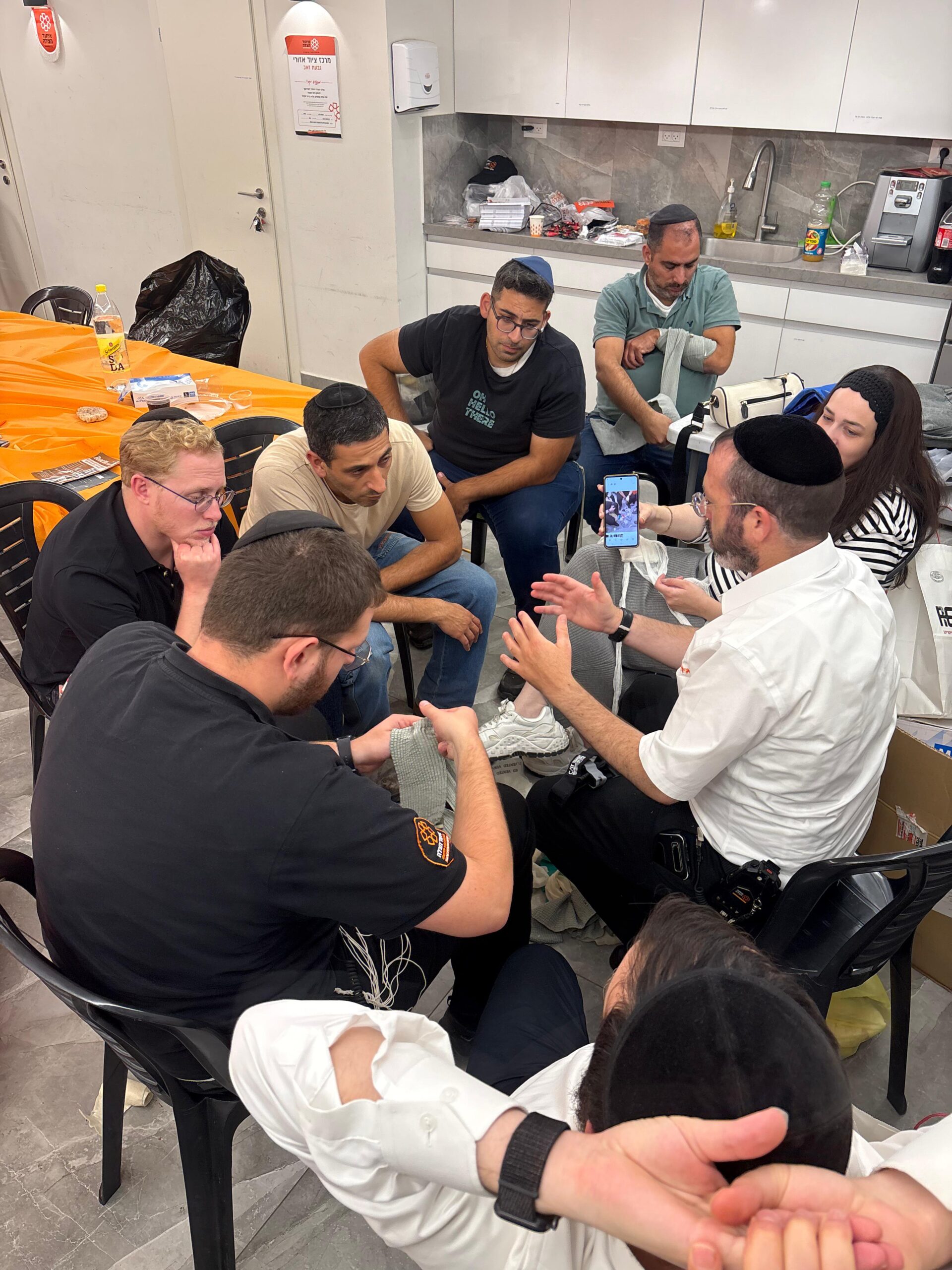 b35535a6-be88-4ca4-a70f-9786d2490cd0