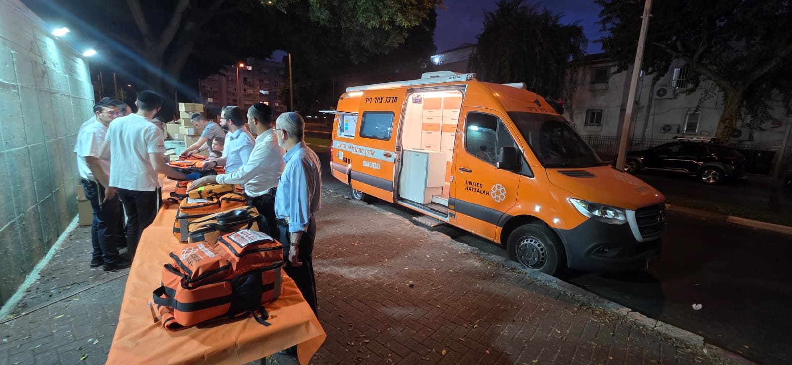 04017fe4-06fe-4ea9-a1a4-d561cc1fff1c