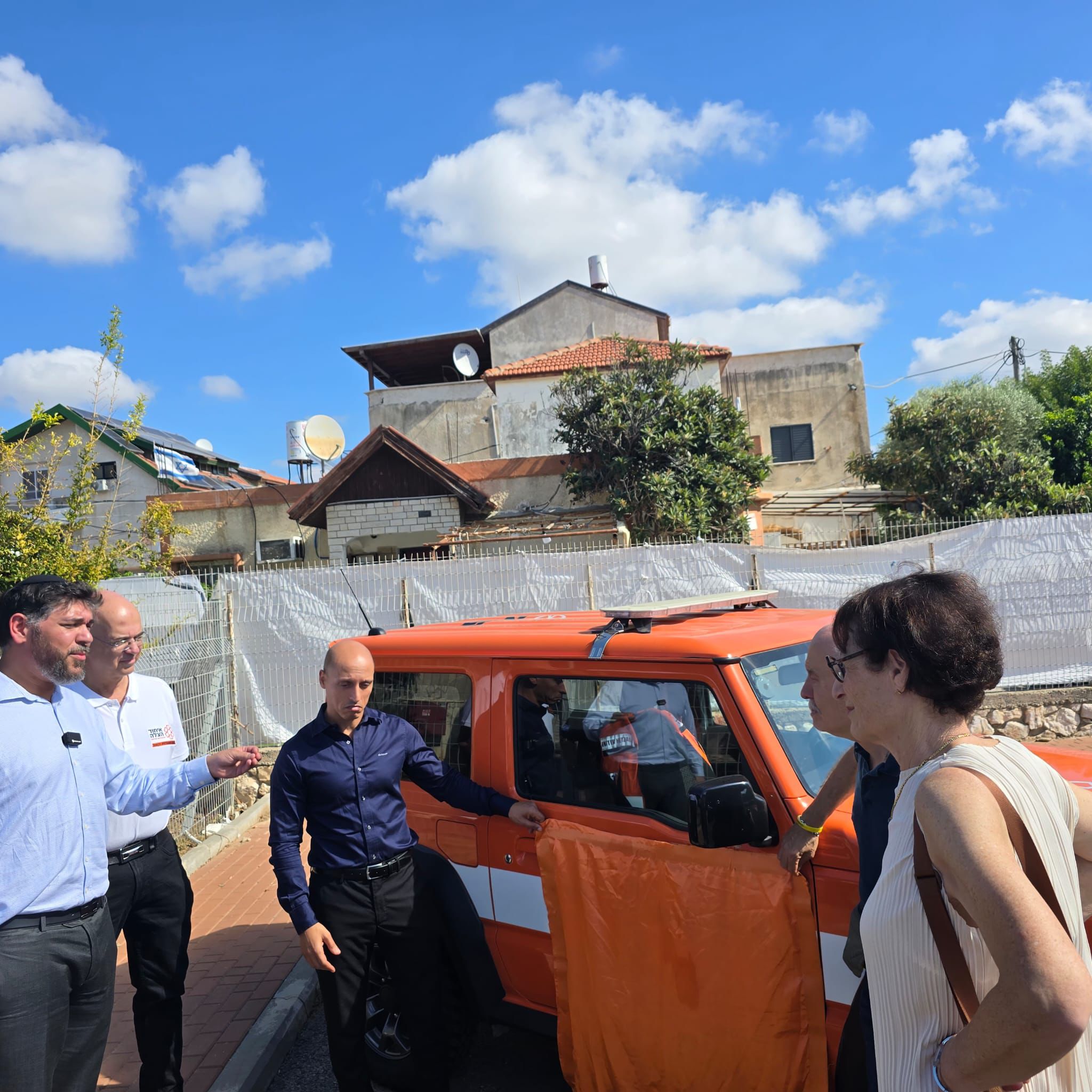 a5bf4bed-de7d-4e44-906f-bb0550fd71a1