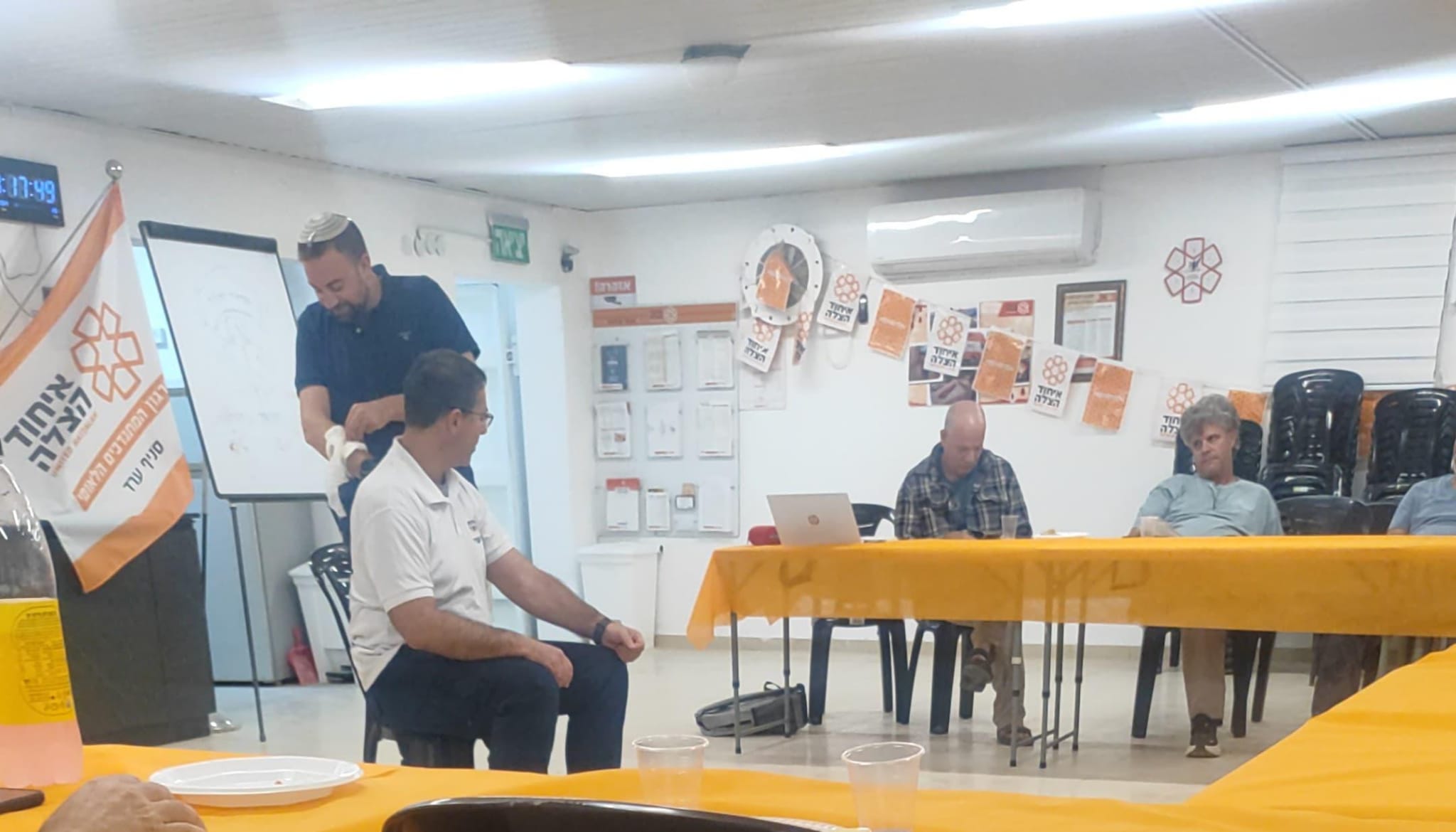 f144ee49-7c5d-43f4-bfc0-02147869f6f7