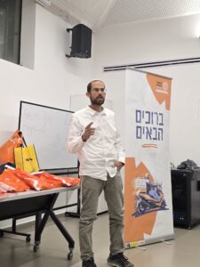 821907d2 F315 415e Abff B8f2cd602ed5