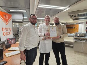 7d5aee3b 9755 4fac A822 E43110c93c90