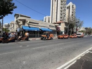 עיעכ
